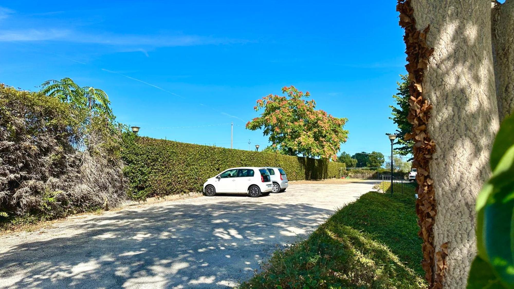 S214 - Sirolo, Trilocale Con Giardino In Zona Tranquilla公寓 外观 照片