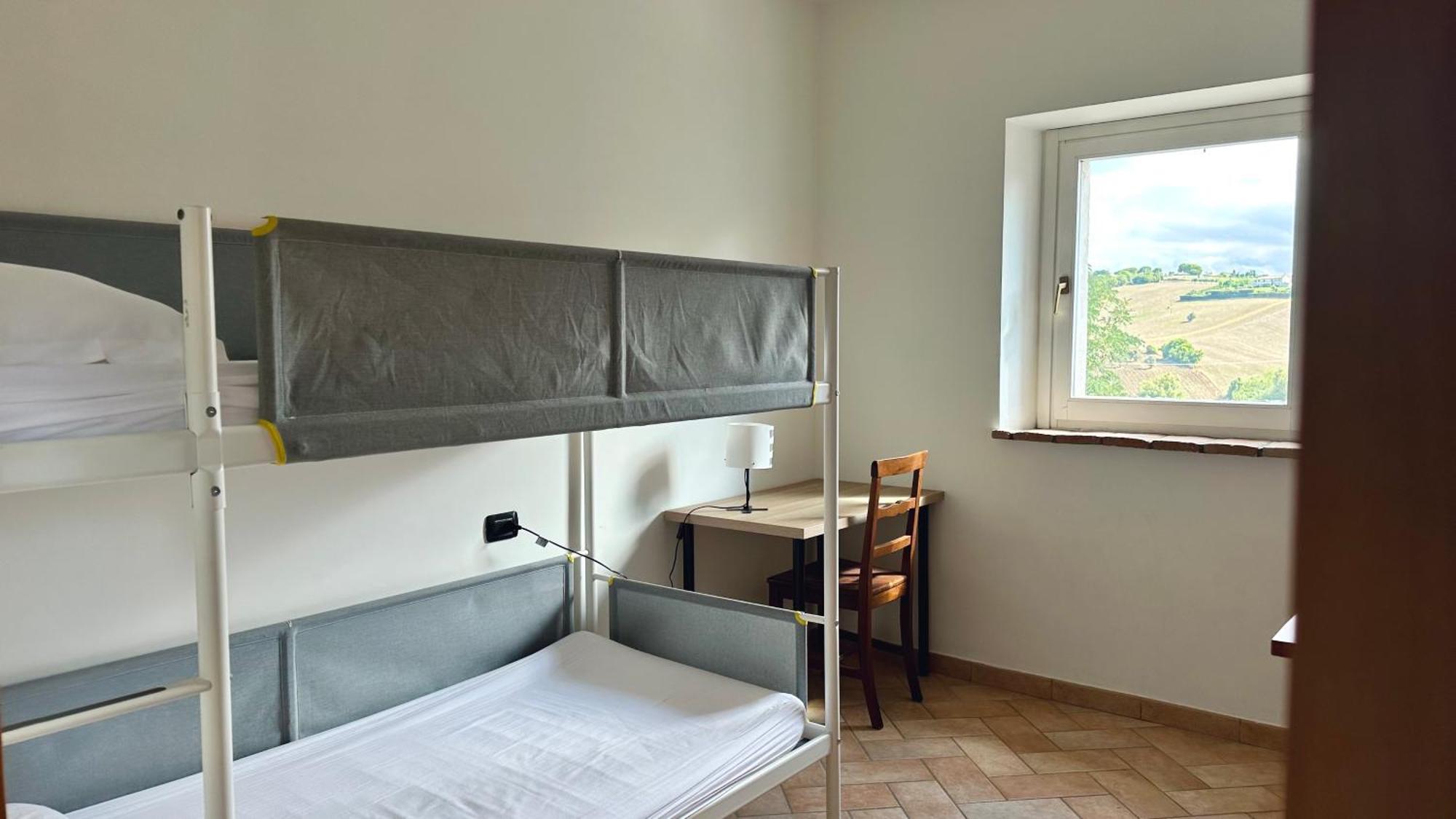S214 - Sirolo, Trilocale Con Giardino In Zona Tranquilla公寓 外观 照片