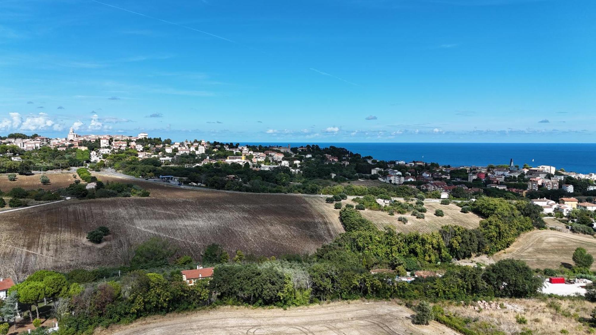 S214 - Sirolo, Trilocale Con Giardino In Zona Tranquilla公寓 外观 照片